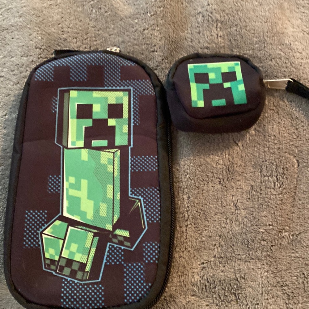 Minecraft school pouches NWOT